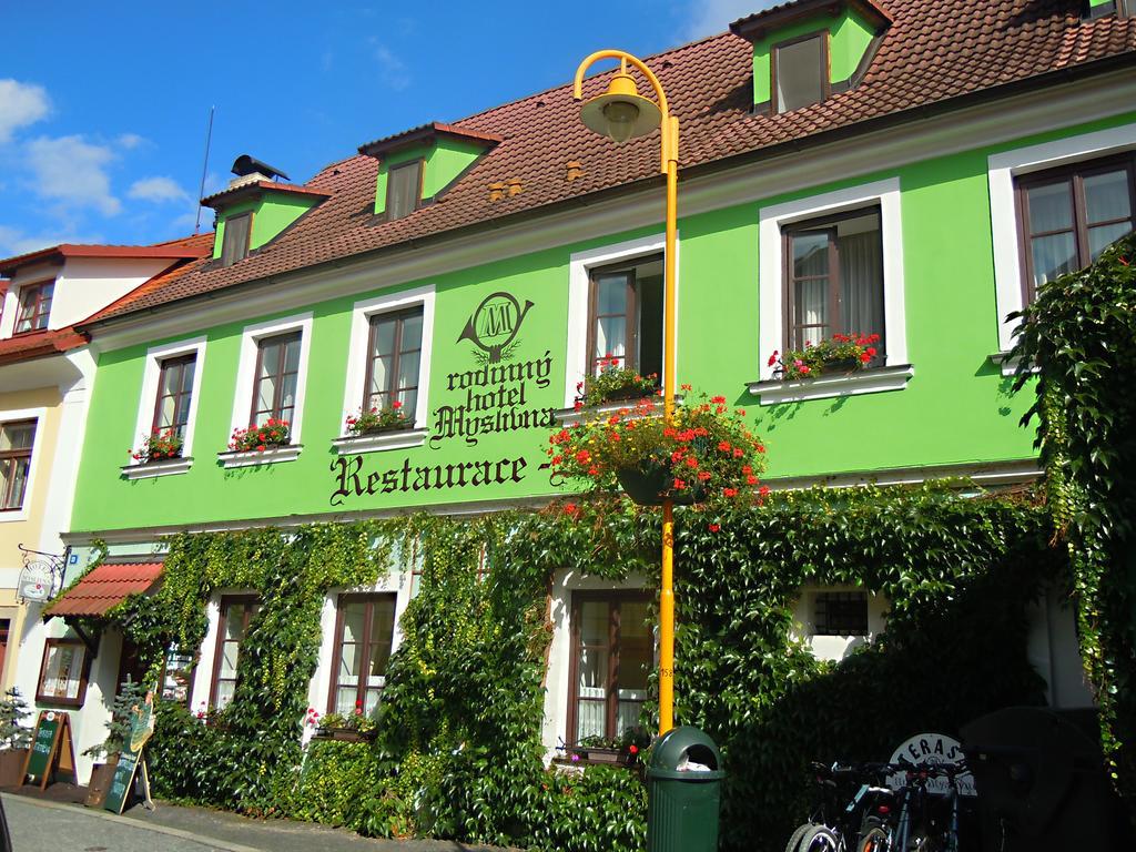 Rodinny Hotel Myslivna เชบอนย์ ภายนอก รูปภาพ